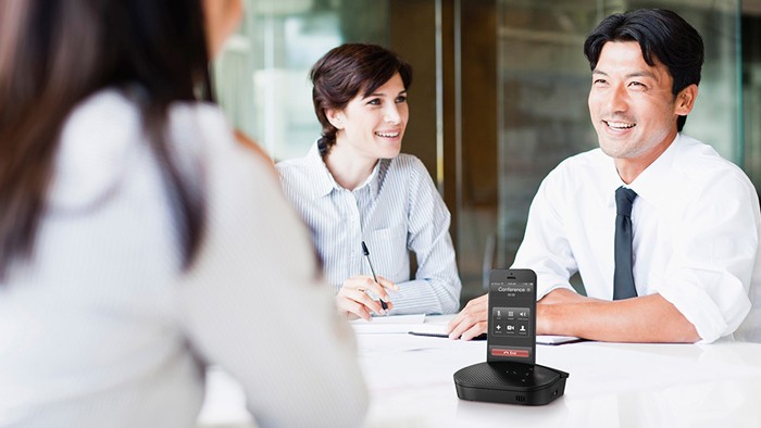 Mang chiếc P710e di động tới mọi nơi